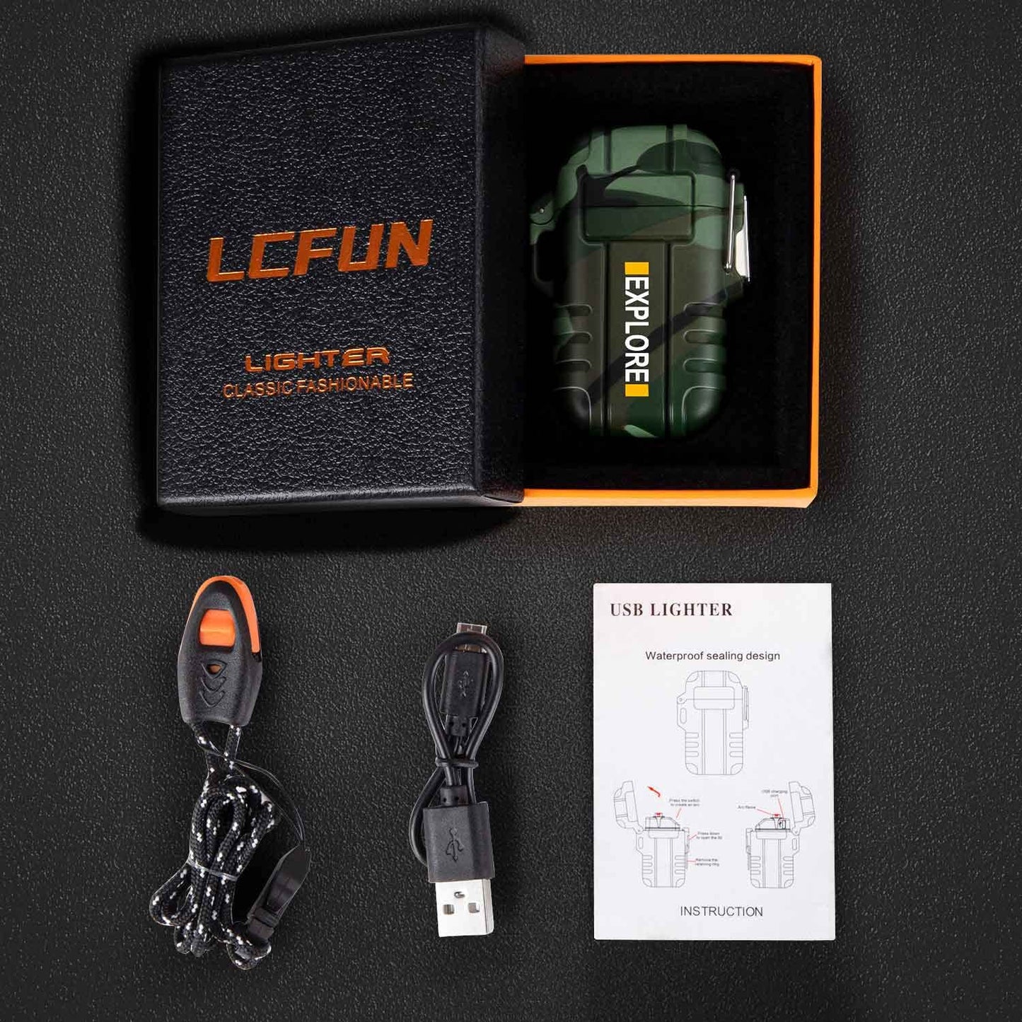 LcFun Lichtbogen Feuerzeug Elektrisch, Wasserdicht Winddicht USB Feuerzeug Wiederaufladbar, Plasma Feuerzeug Lighter mit Notfall-Pfeife für Camping, Survival Taktische-überlebensausrüstung (Tarnung)